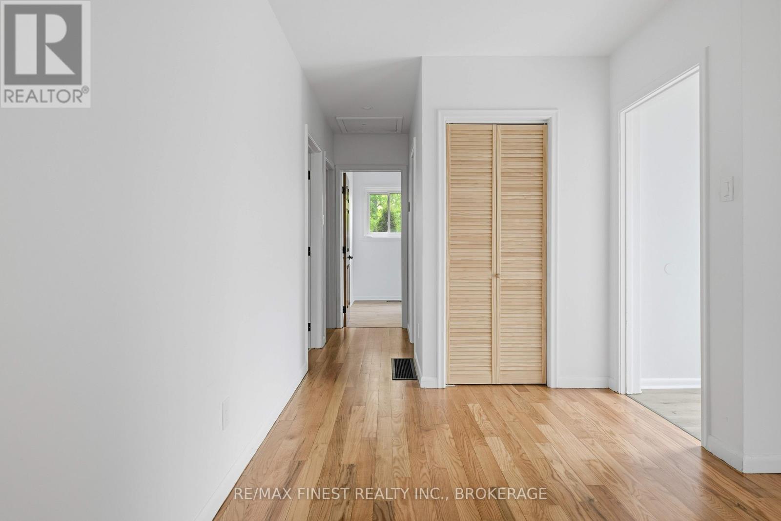 1604 JOYCEVILLE ROAD - 10