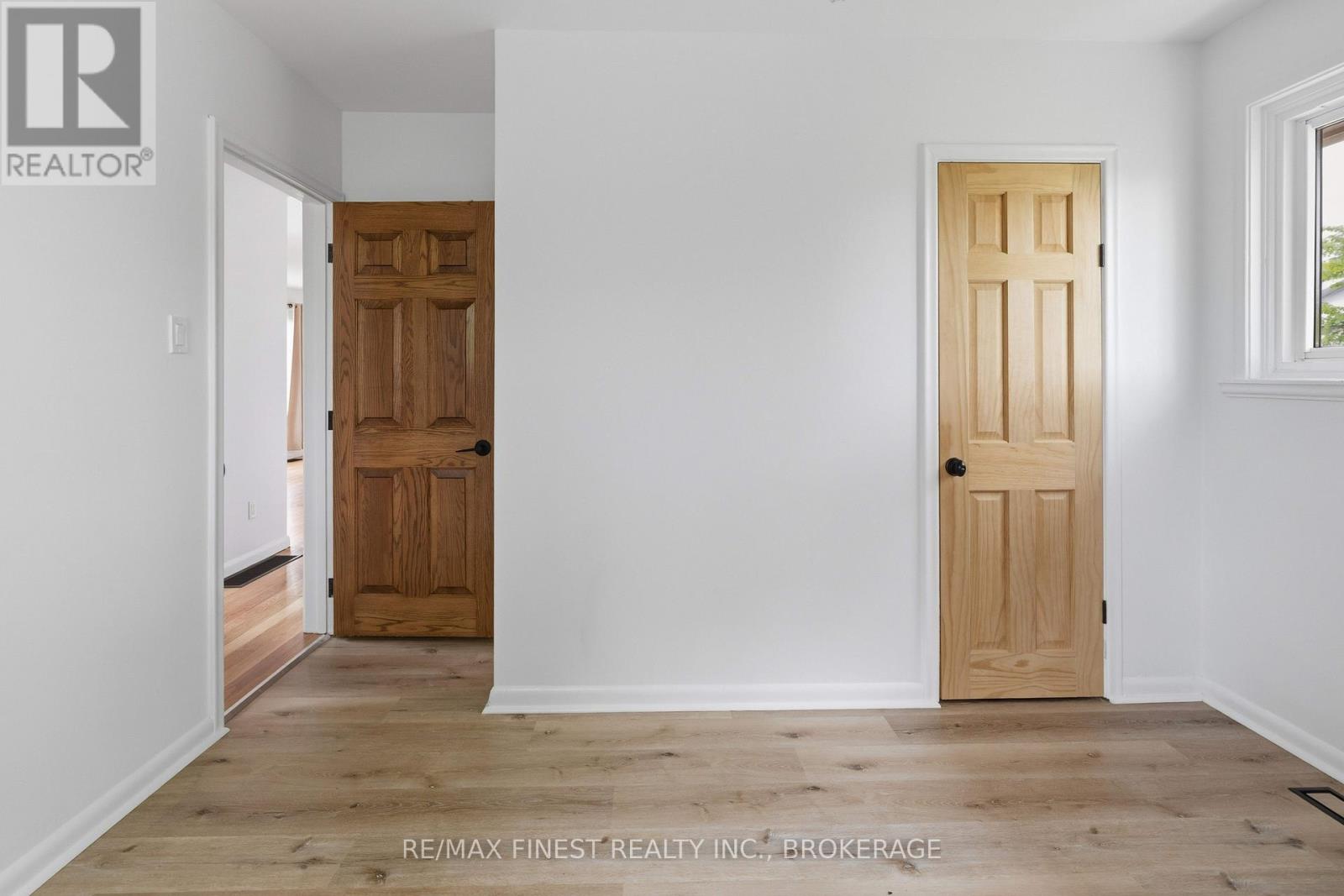 1604 JOYCEVILLE ROAD - 14