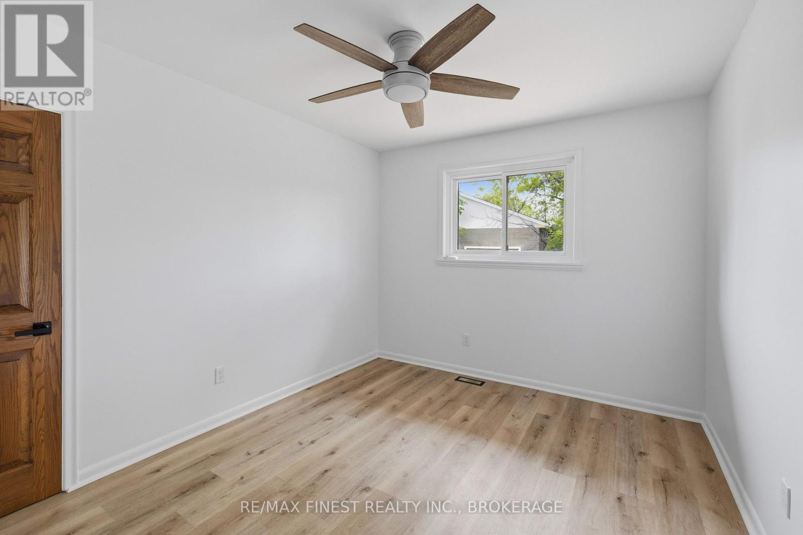 1604 JOYCEVILLE ROAD - 15