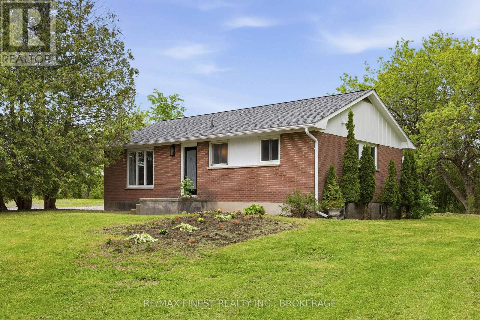 1604 JOYCEVILLE ROAD - 2