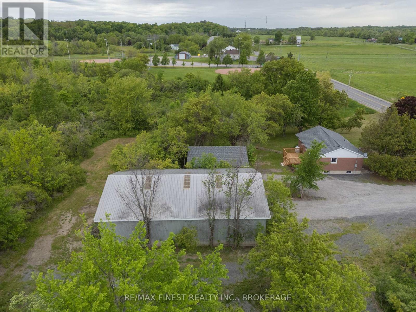 1604 JOYCEVILLE ROAD - 49