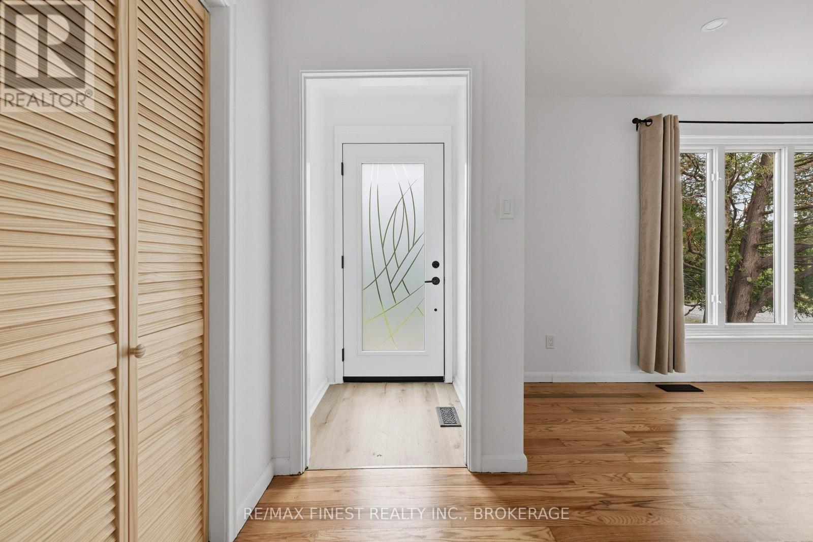 1604 JOYCEVILLE ROAD - 5