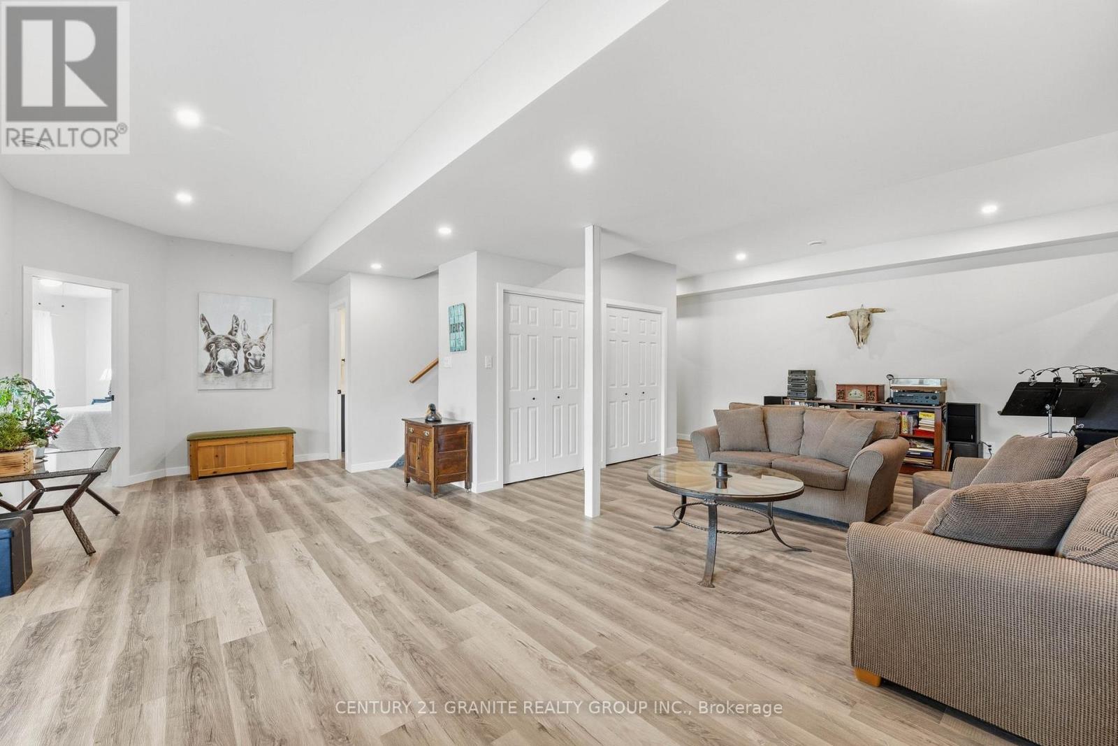 1407 ABRAMS ROAD W - 22