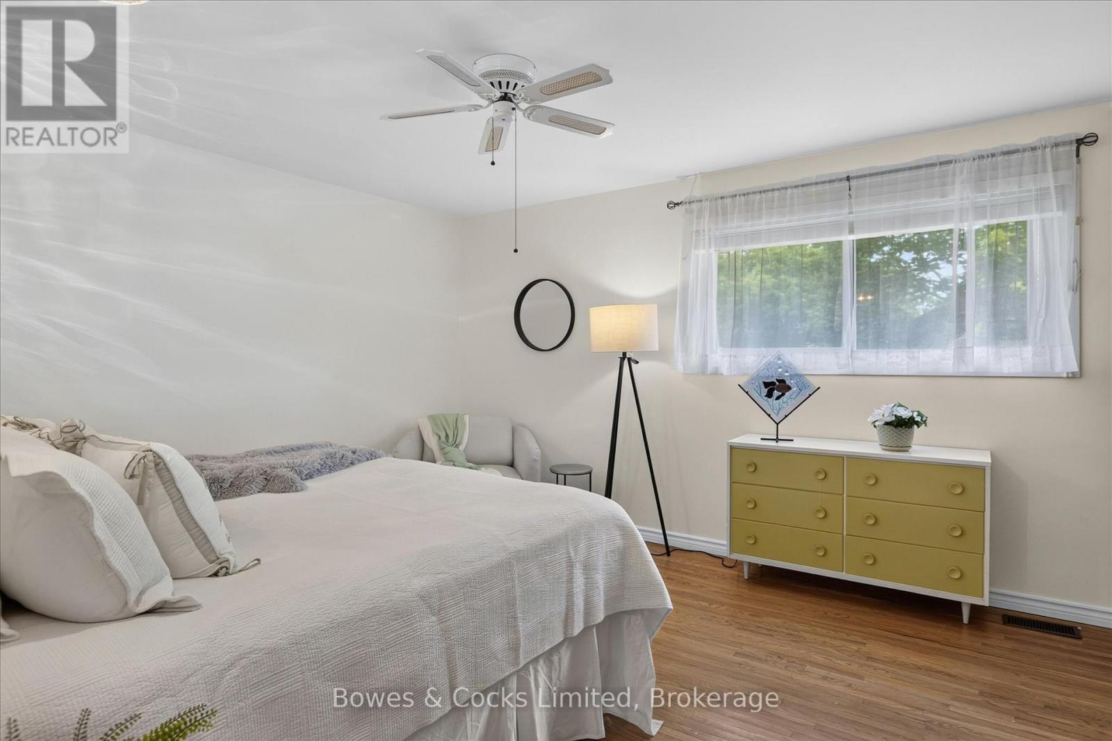 1228 BATHURST STREET - 20