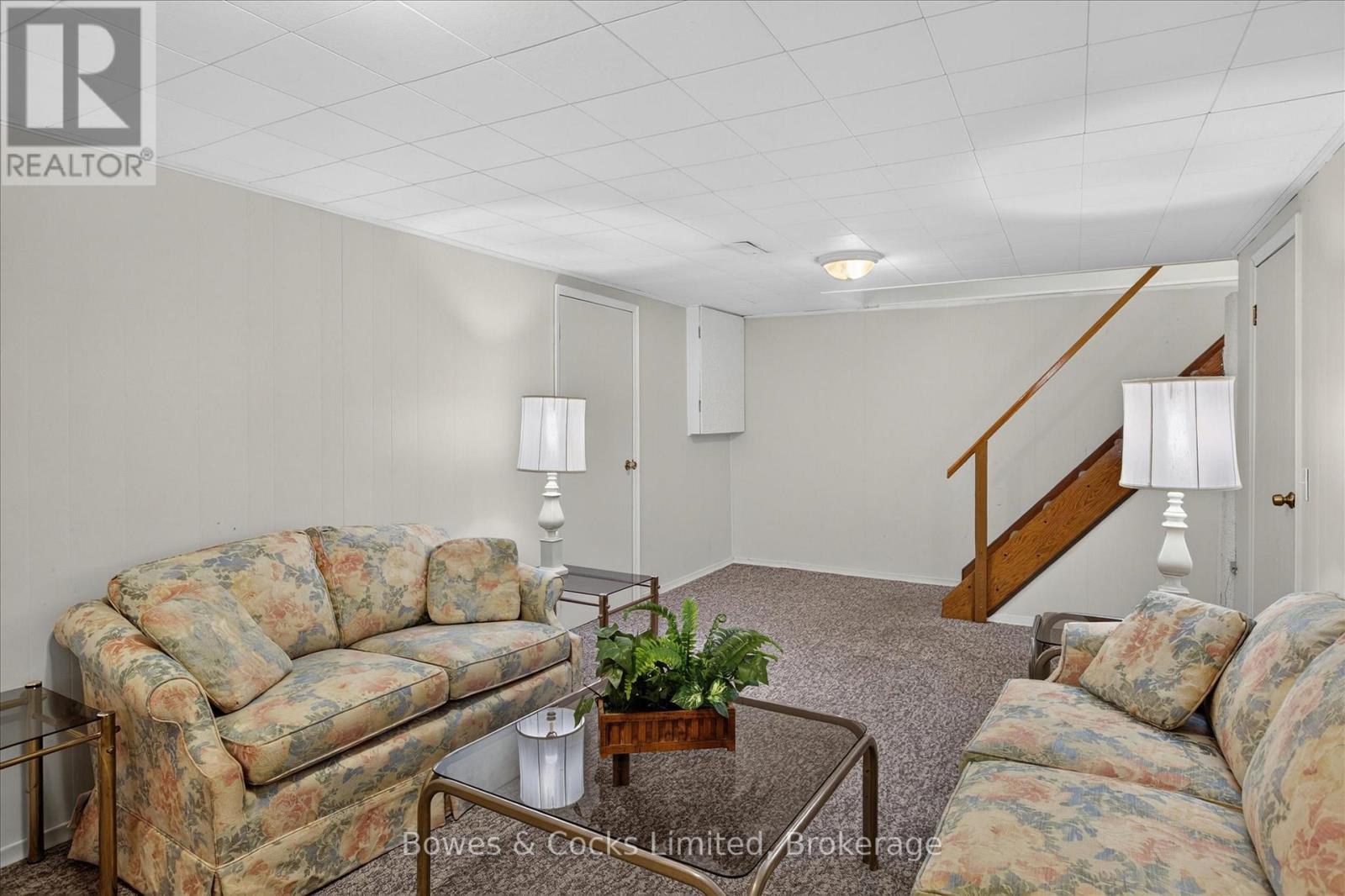 1228 BATHURST STREET - 31