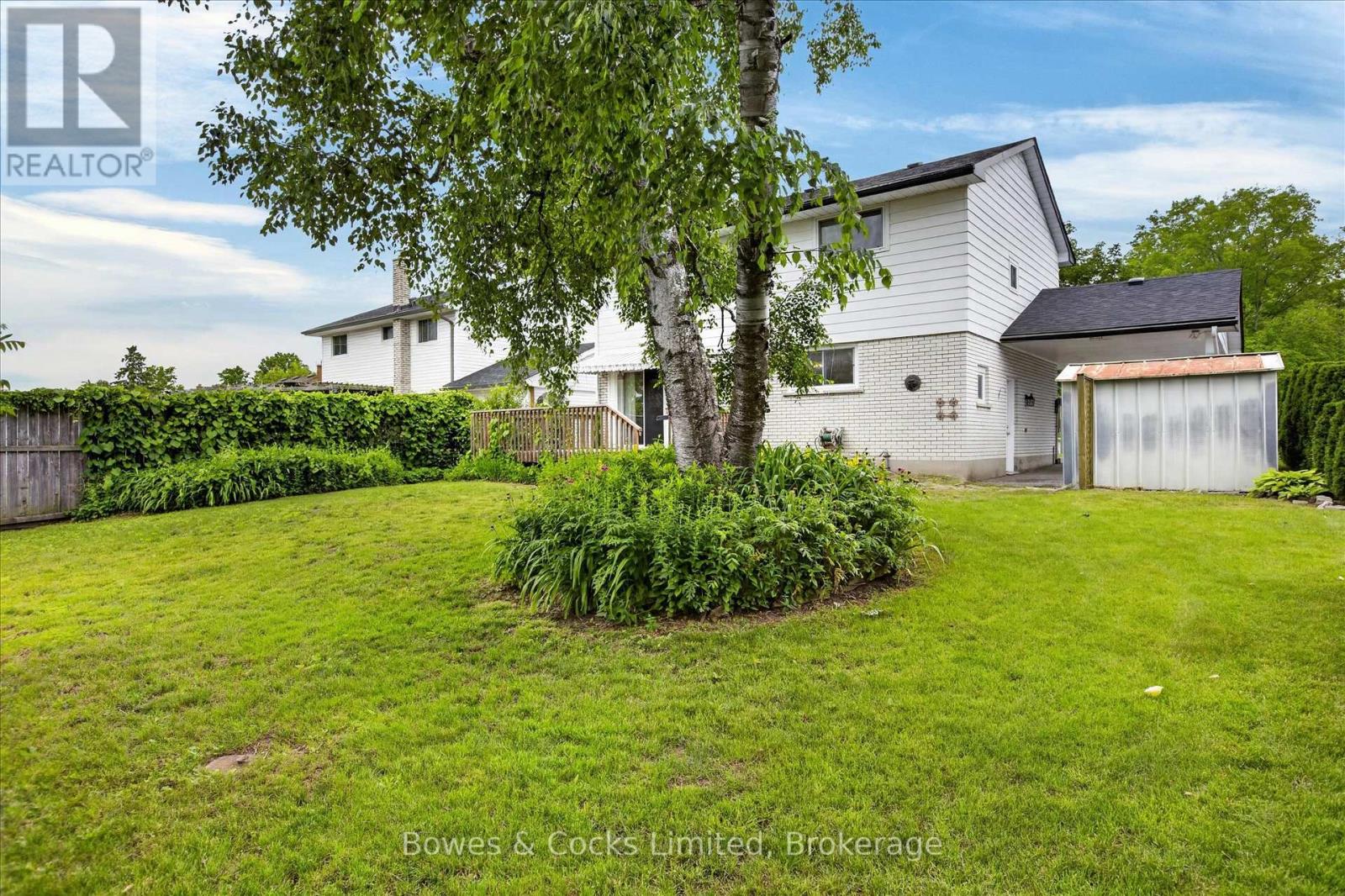 1228 BATHURST STREET - 47