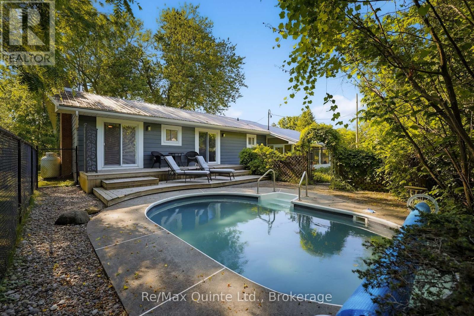 22 BECKWITH STREET - 27