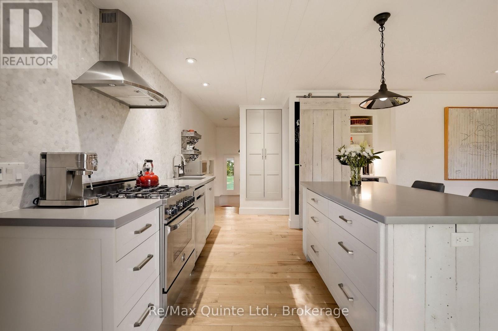 22 BECKWITH STREET - 8