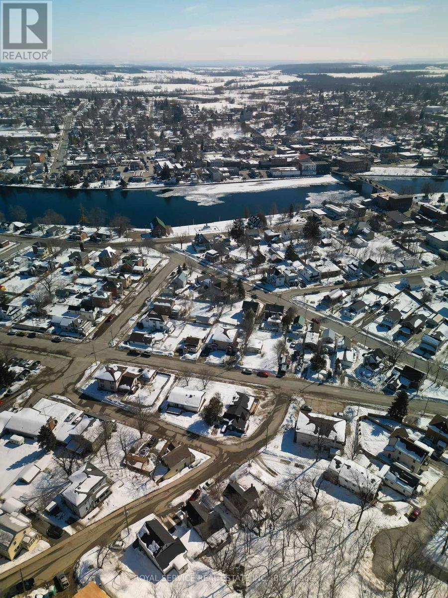 69 MAPLE STREET - 35