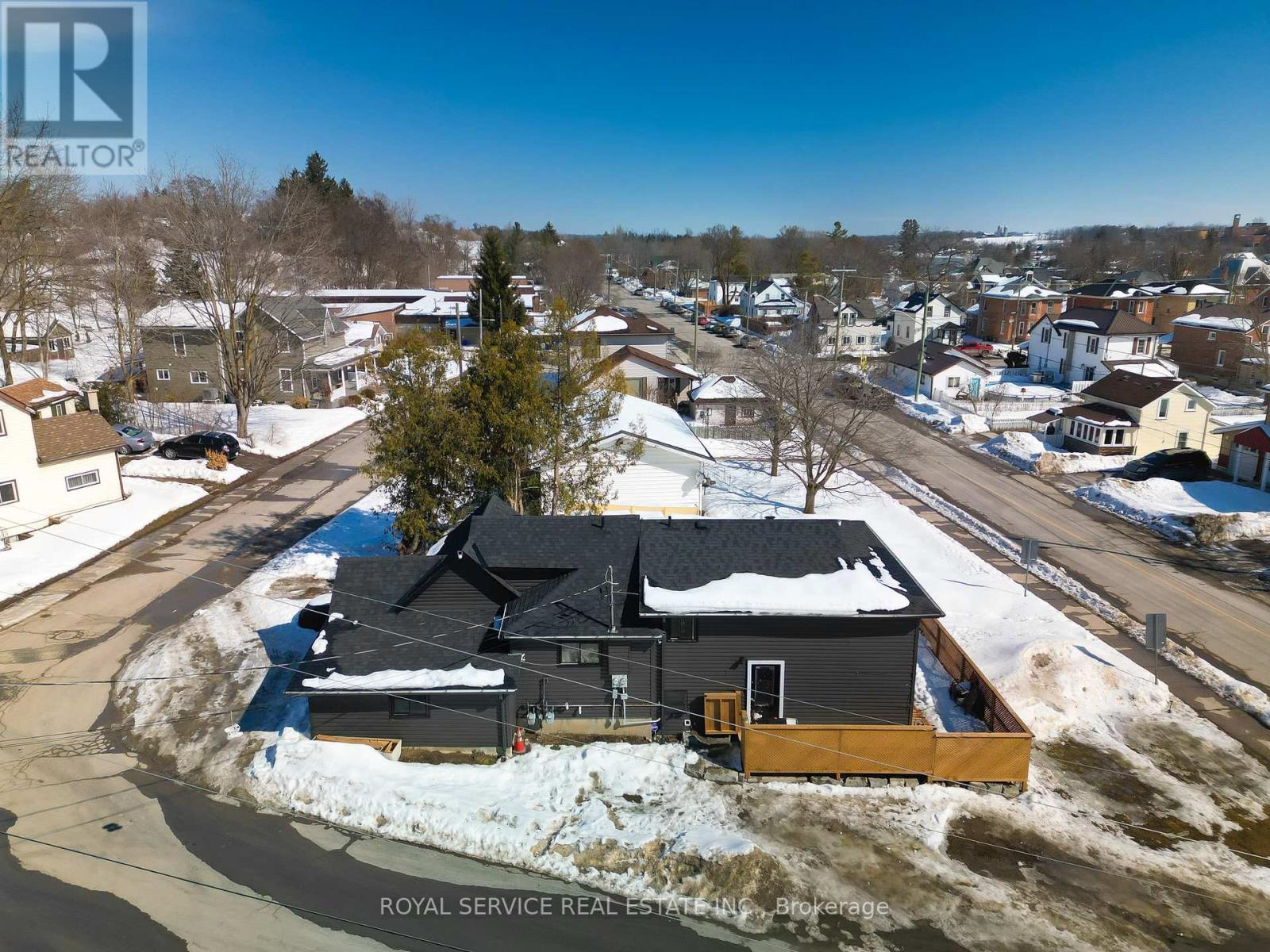 69 MAPLE STREET - 38