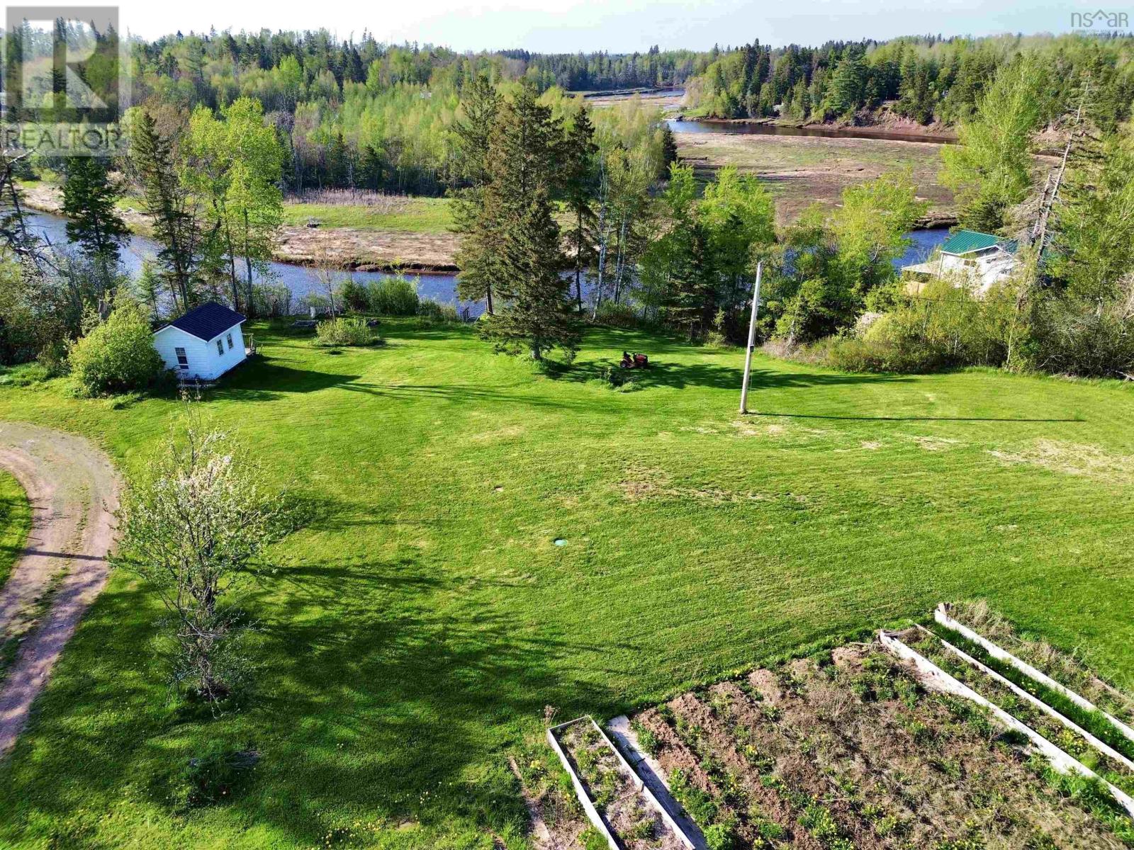 765 Green Road - 10