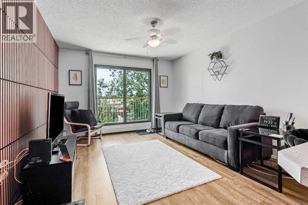 #304 855 Columbia Boulevard W - 10