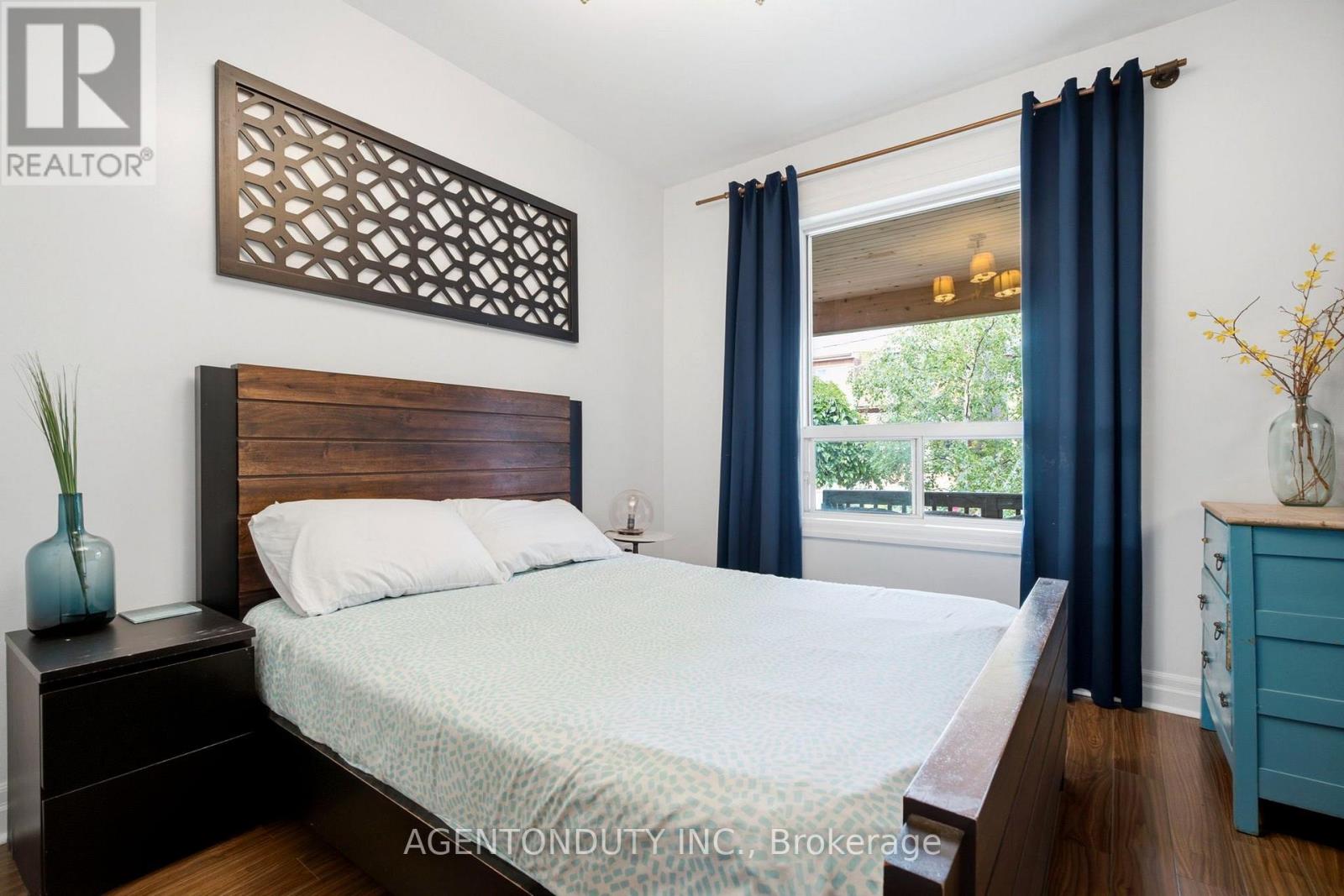 200 ST HELEN'S AVENUE - 11