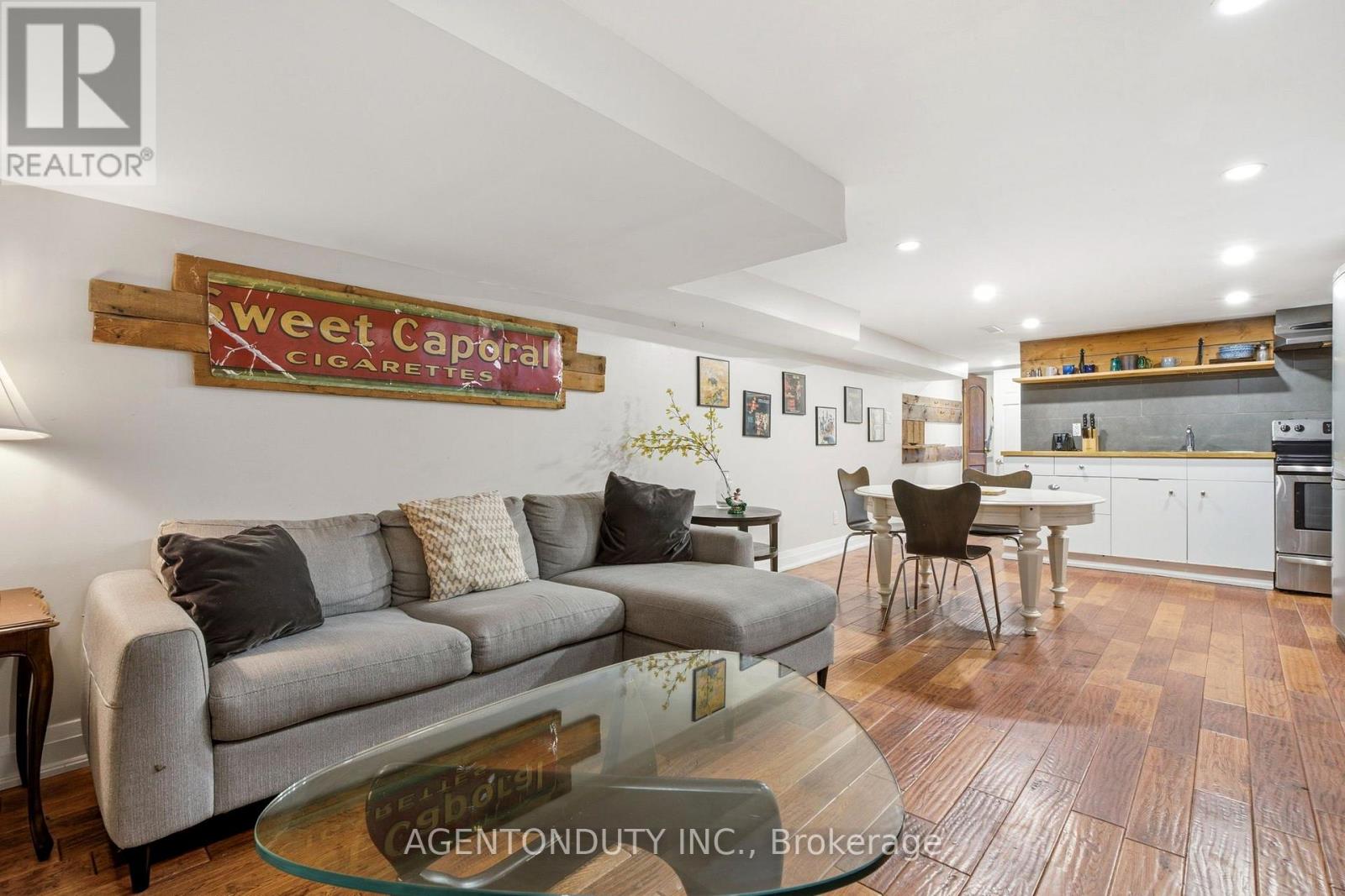 200 ST HELEN'S AVENUE - 38