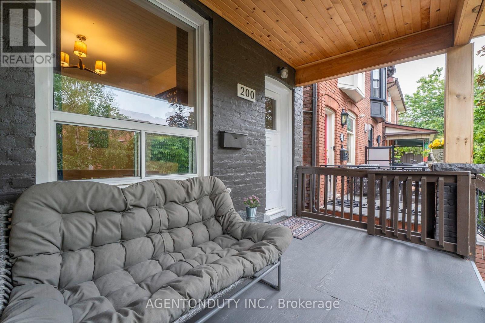 200 ST HELEN'S AVENUE - 5