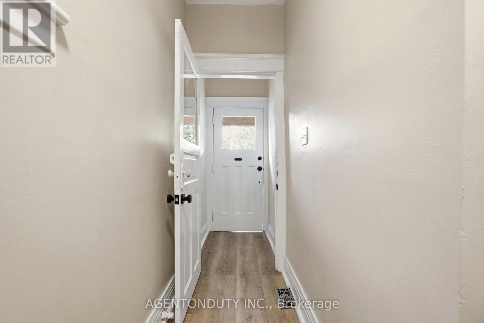 200 ST HELEN'S AVENUE - 7