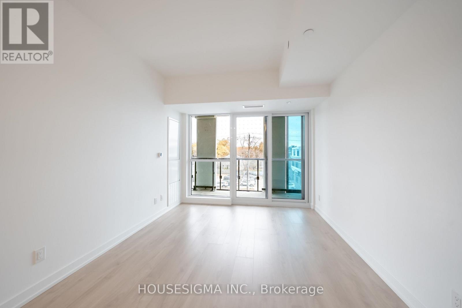 #202 181 SHEPPARD AVENUE E - 16