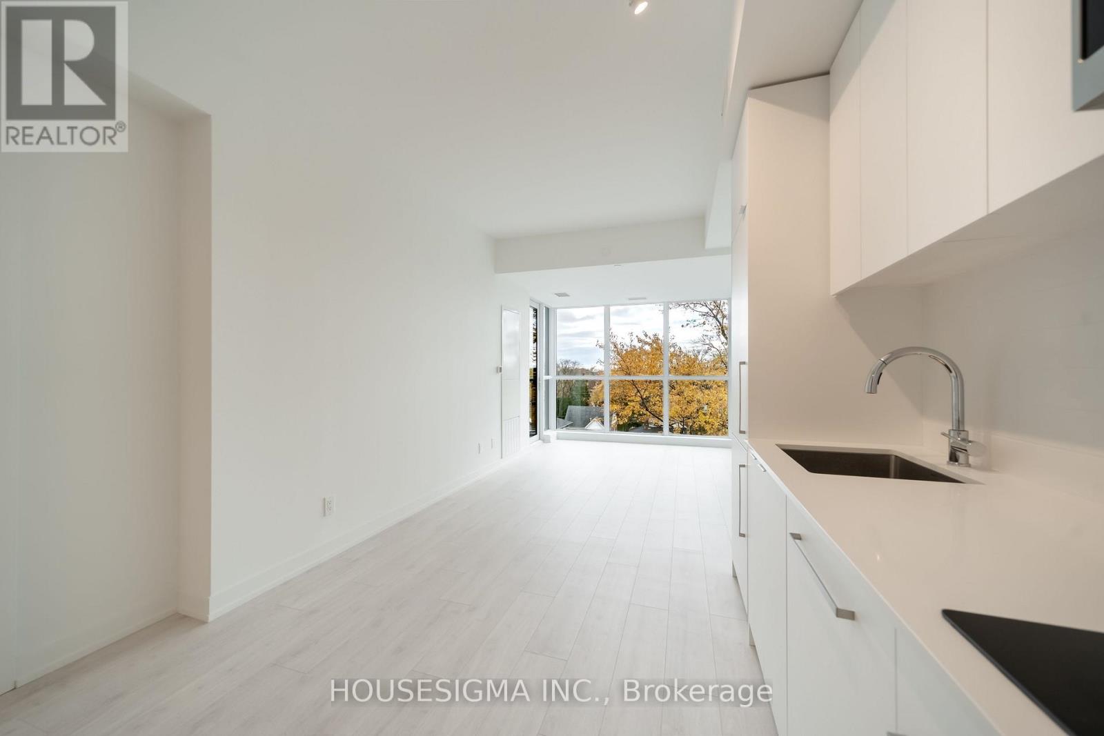 #414 181 SHEPPARD AVENUE E - 10