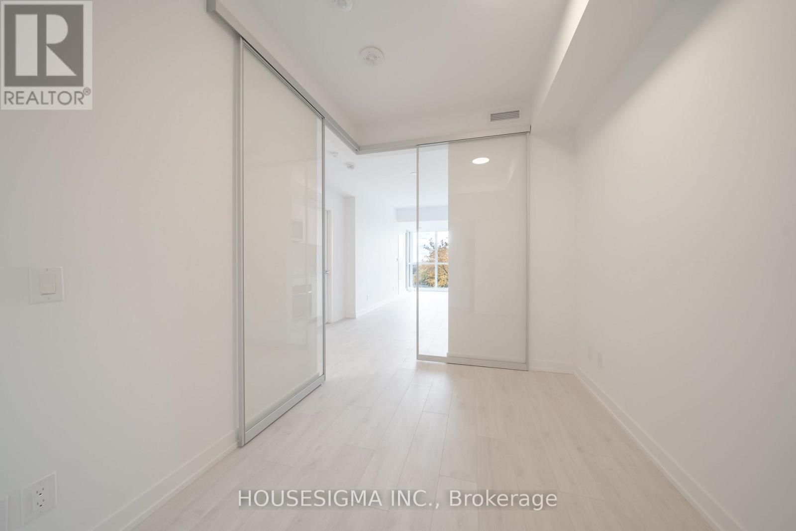 #414 181 SHEPPARD AVENUE E - 12