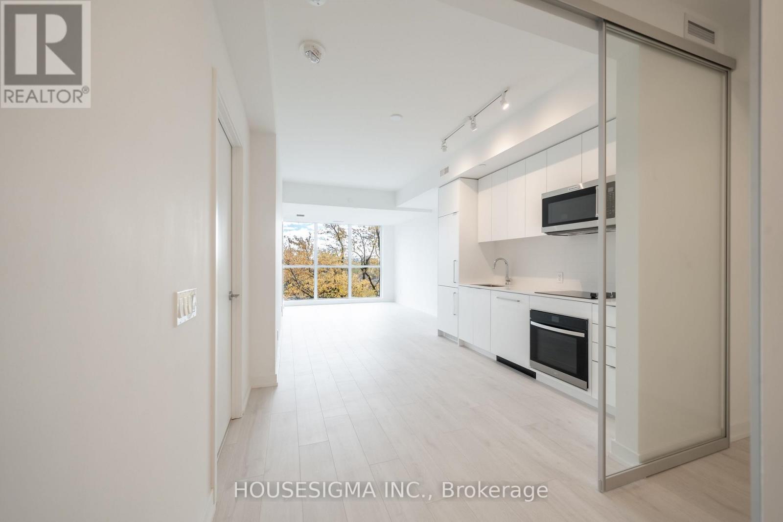 #414 181 SHEPPARD AVENUE E - 14