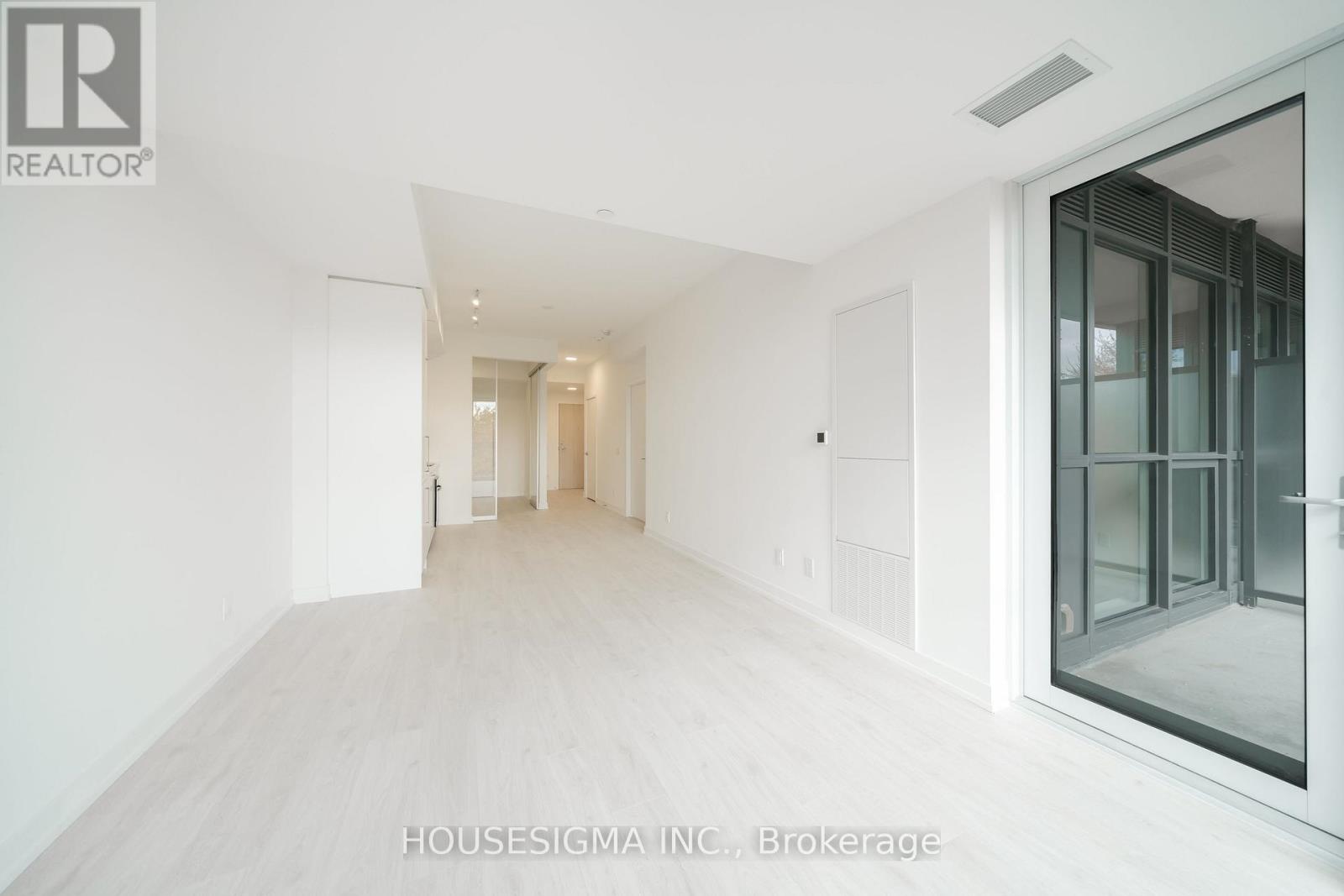 #414 181 SHEPPARD AVENUE E - 6