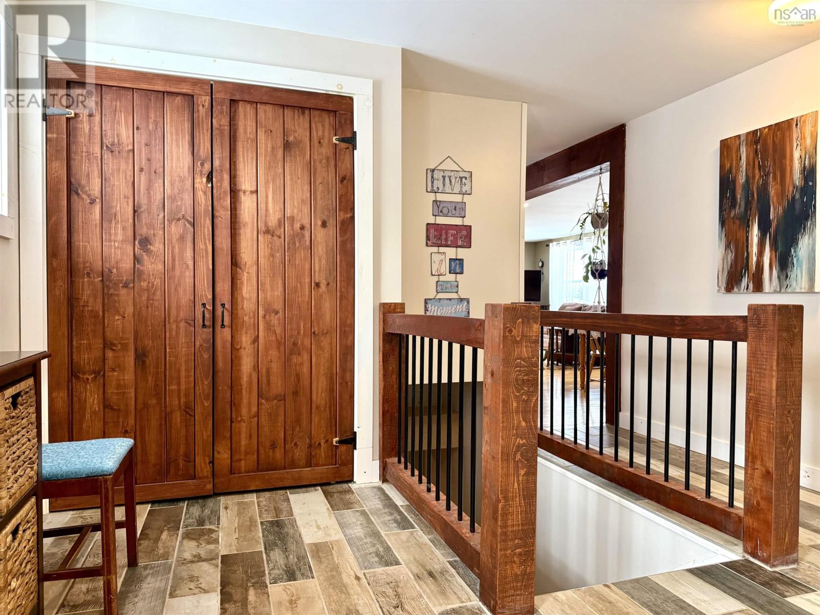 765 Green Road - 19