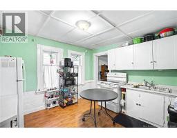 390 Northumberland Street, photo 13