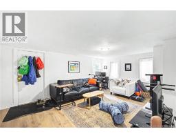 390 Northumberland Street, photo 8
