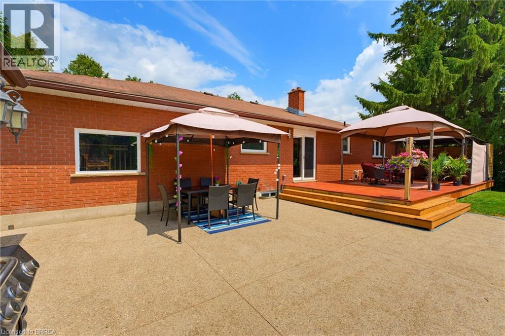 546 GLEN MORRIS Road E - 28