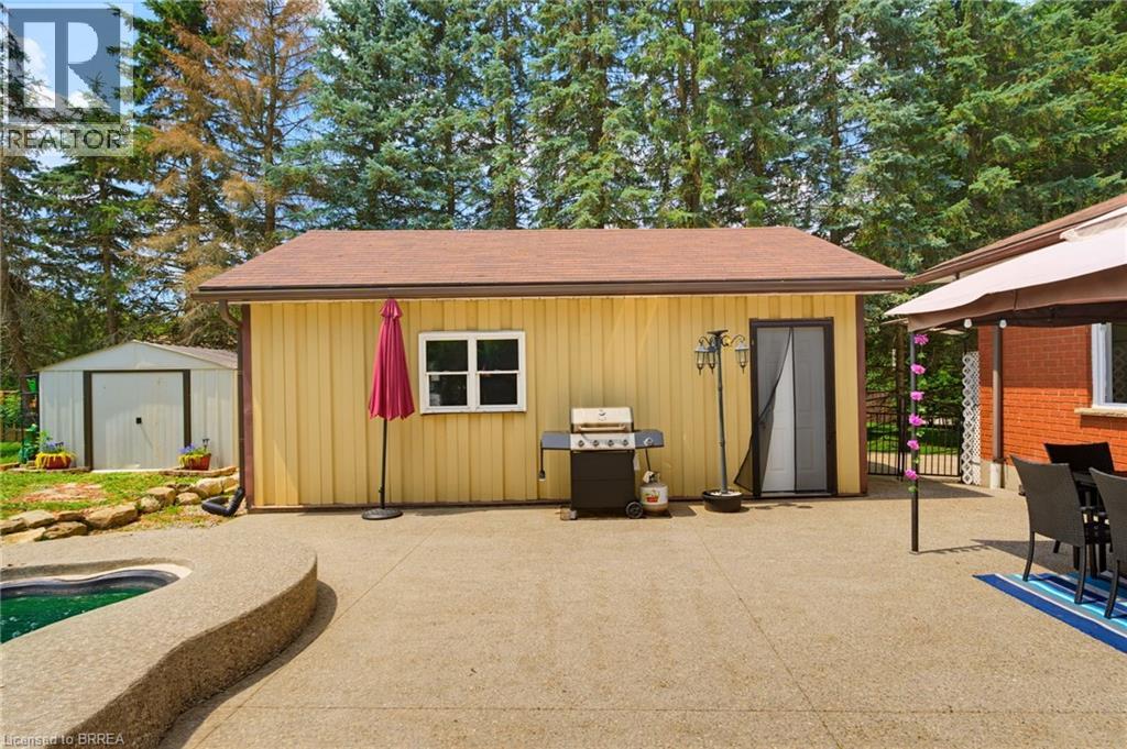 546 GLEN MORRIS Road E - 29