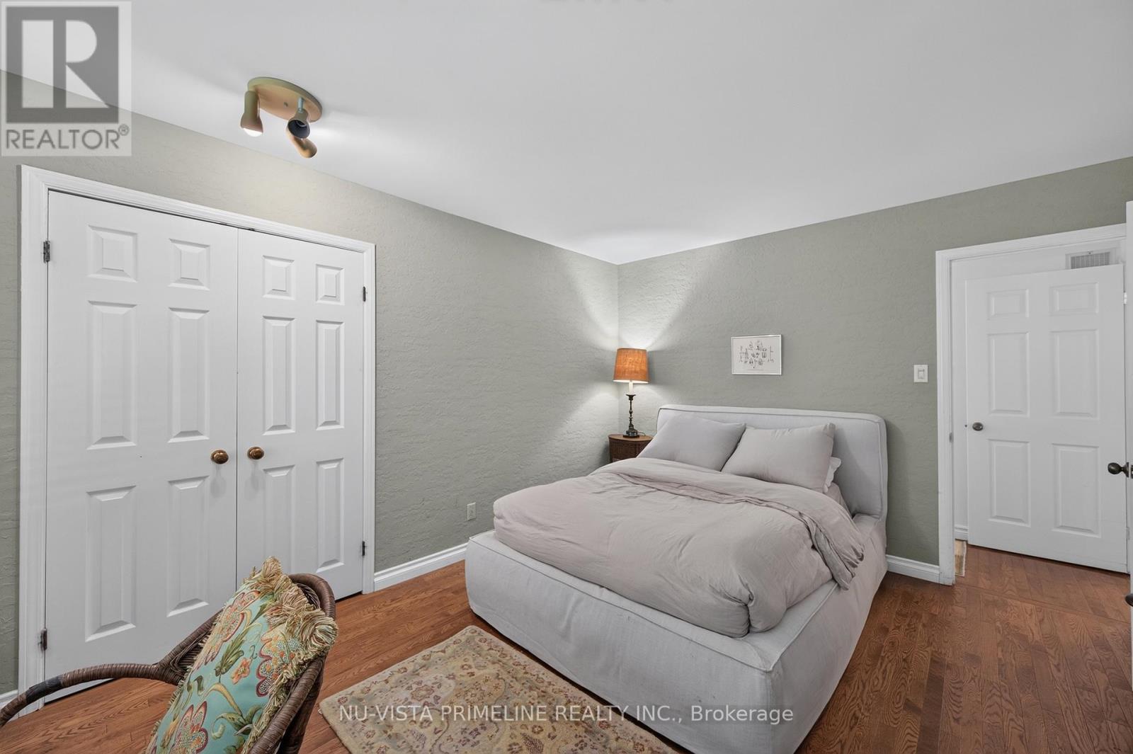 98 SHAVIAN BOULEVARD - 28