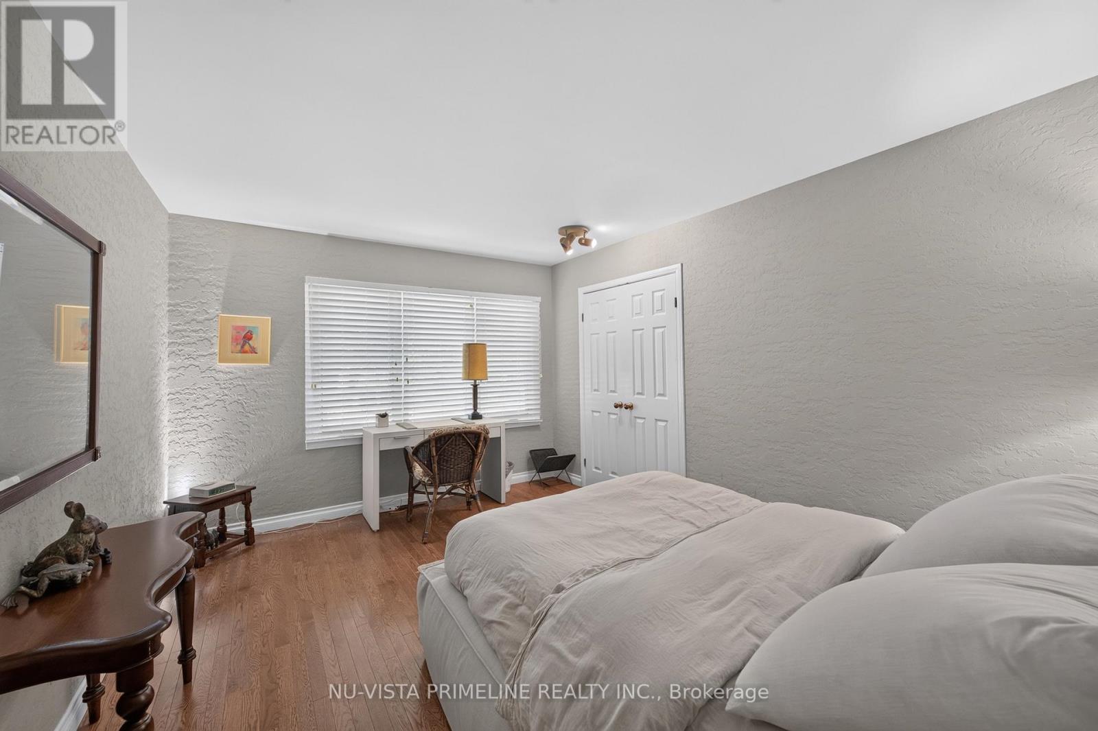 98 SHAVIAN BOULEVARD - 29