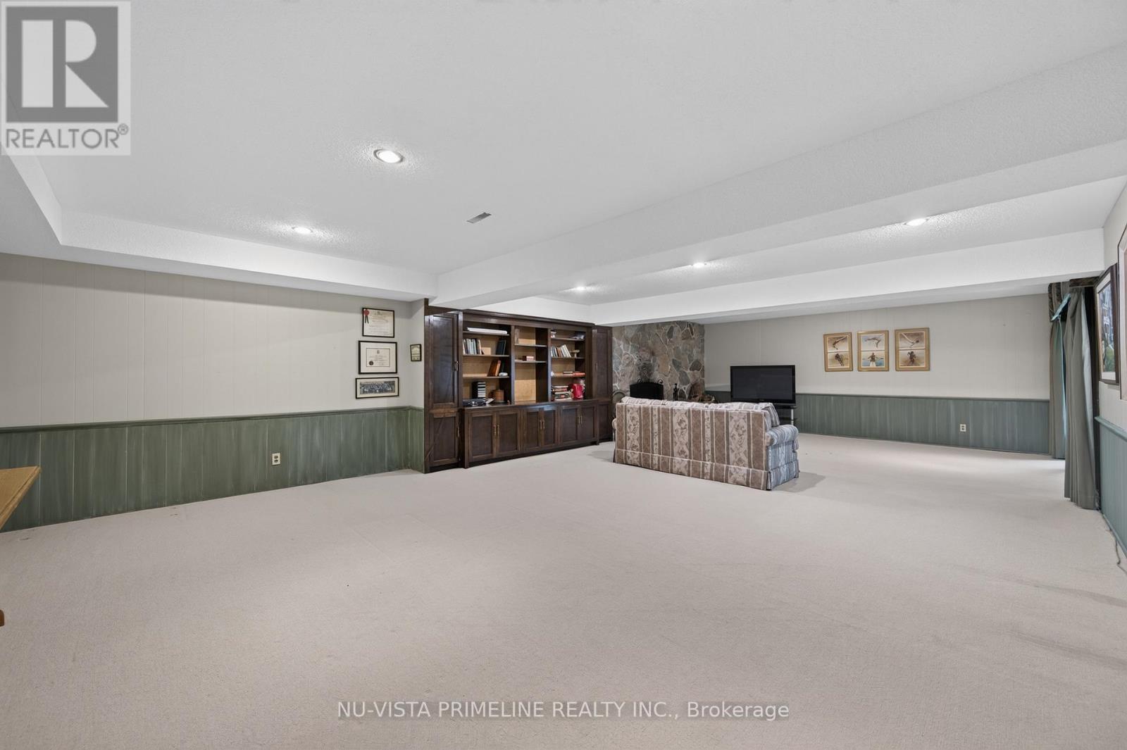 98 SHAVIAN BOULEVARD - 34