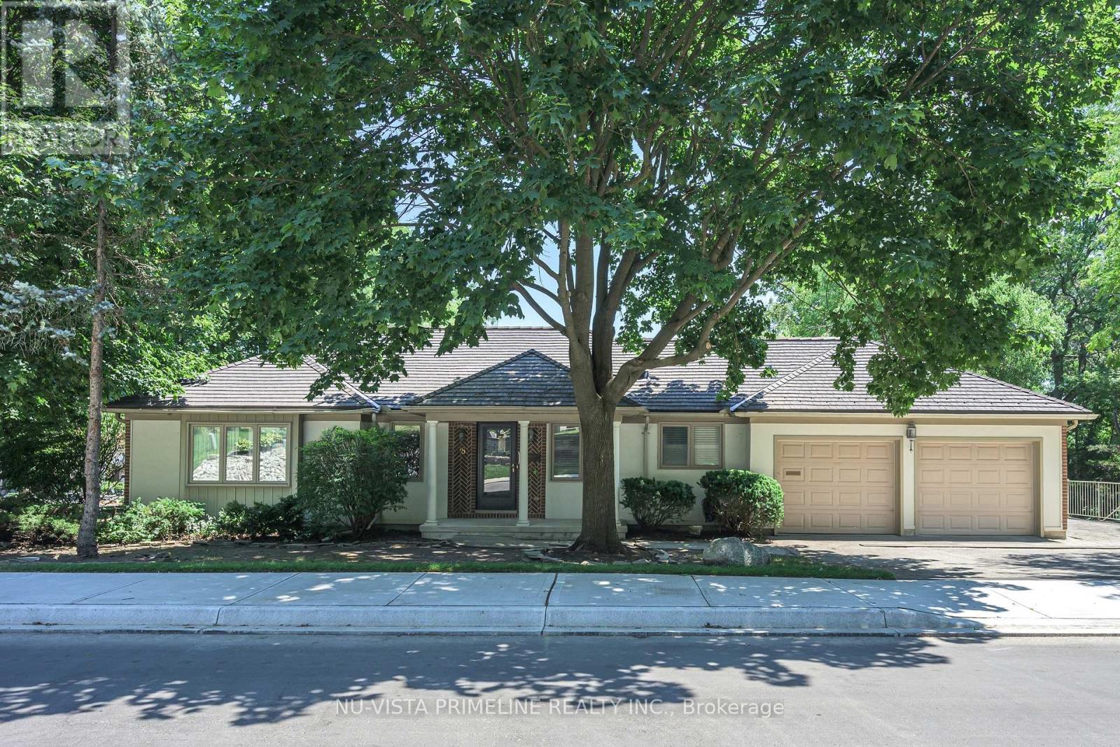 98 SHAVIAN BOULEVARD - 4