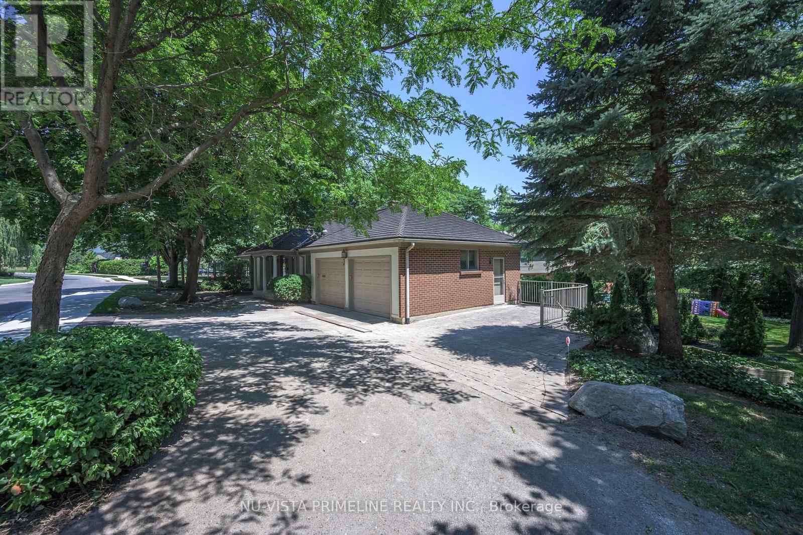 98 SHAVIAN BOULEVARD - 8