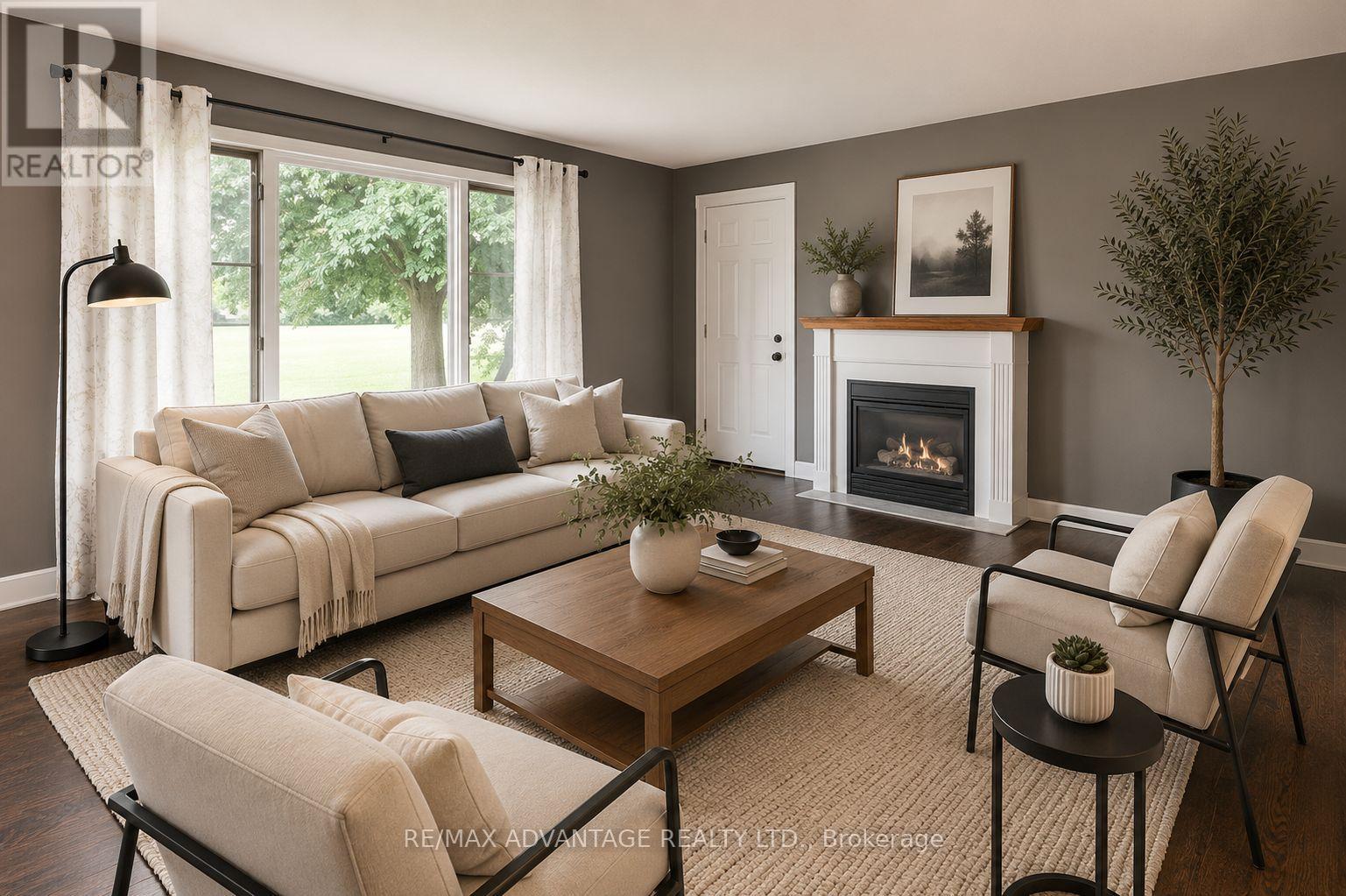 25 LAURENTIAN DRIVE S - 6