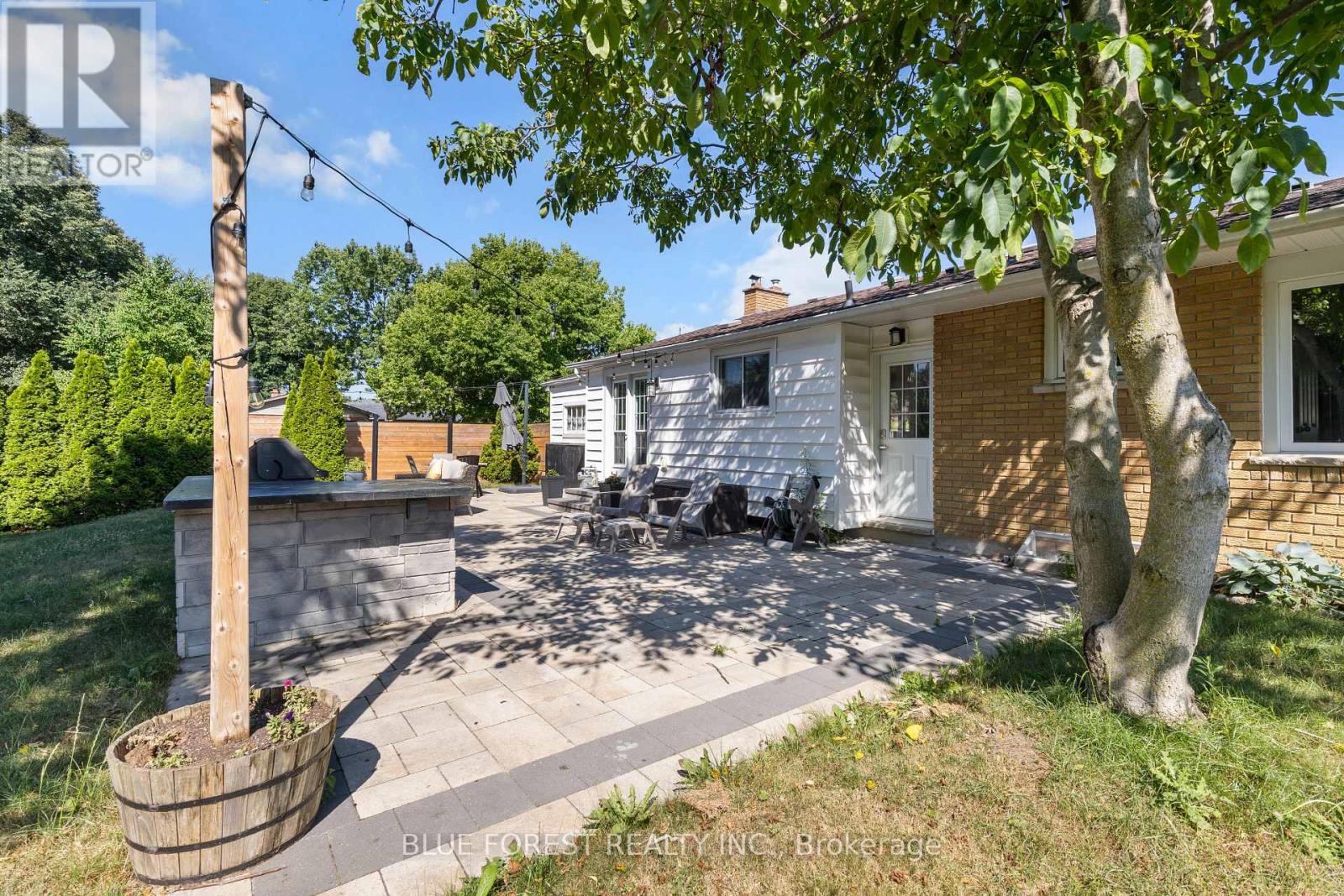 15 SOUTHLAND DRIVE - 39