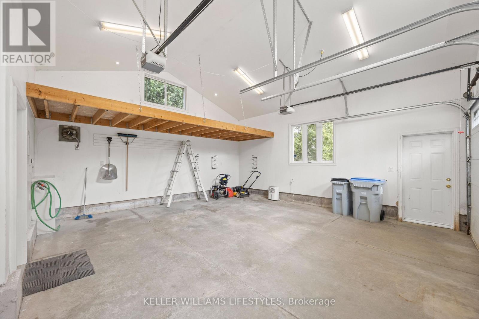 194 HIGH STREET - Image 36