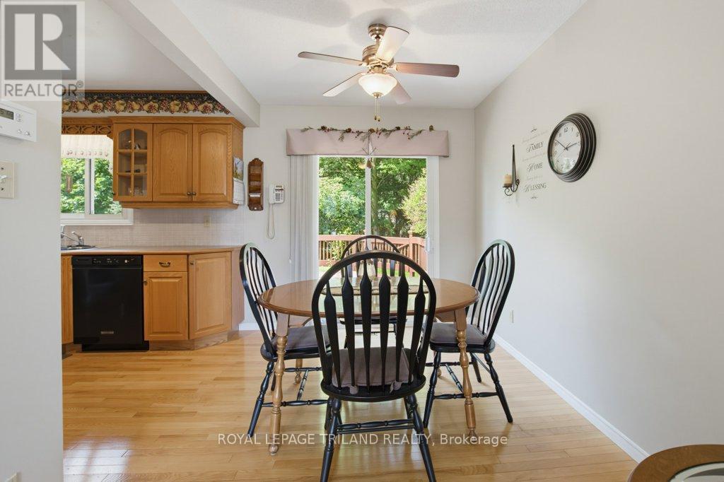 5 WARREN CRESCENT - 7