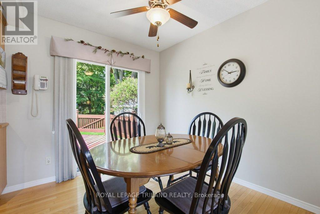 5 WARREN CRESCENT - 8