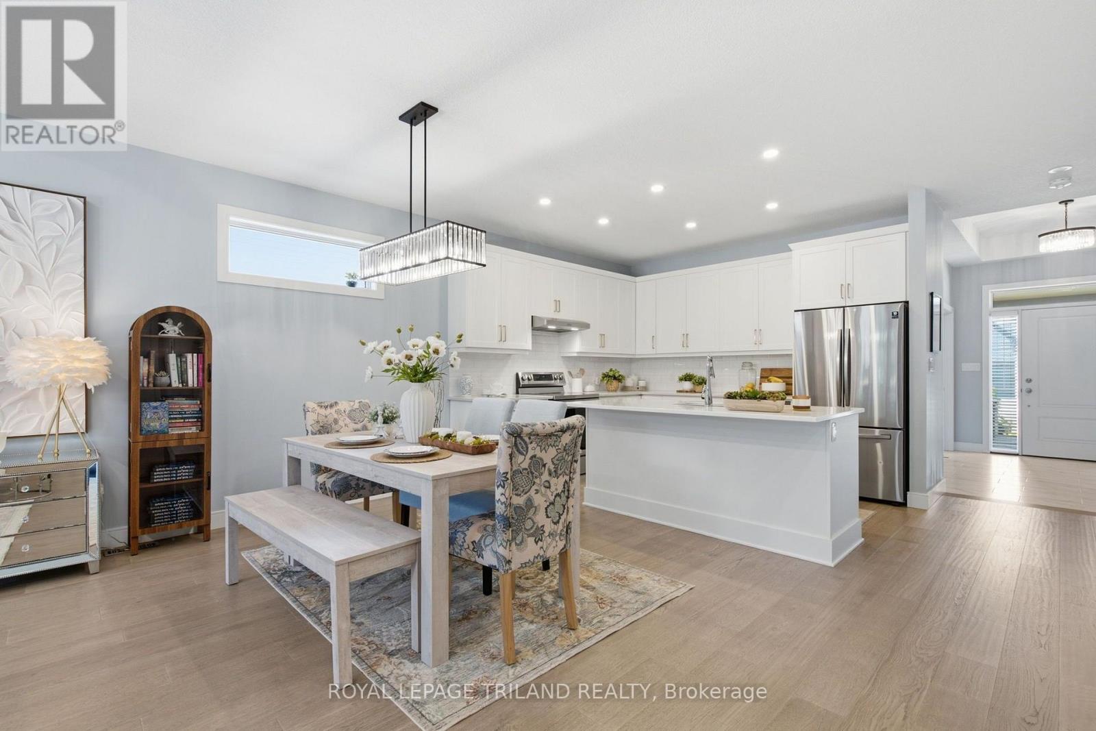 149 COLLINS WAY - 16