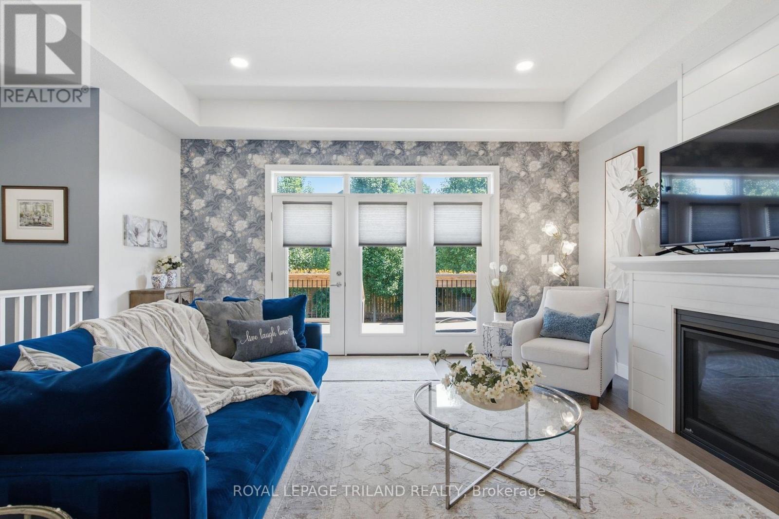 149 COLLINS WAY - 19