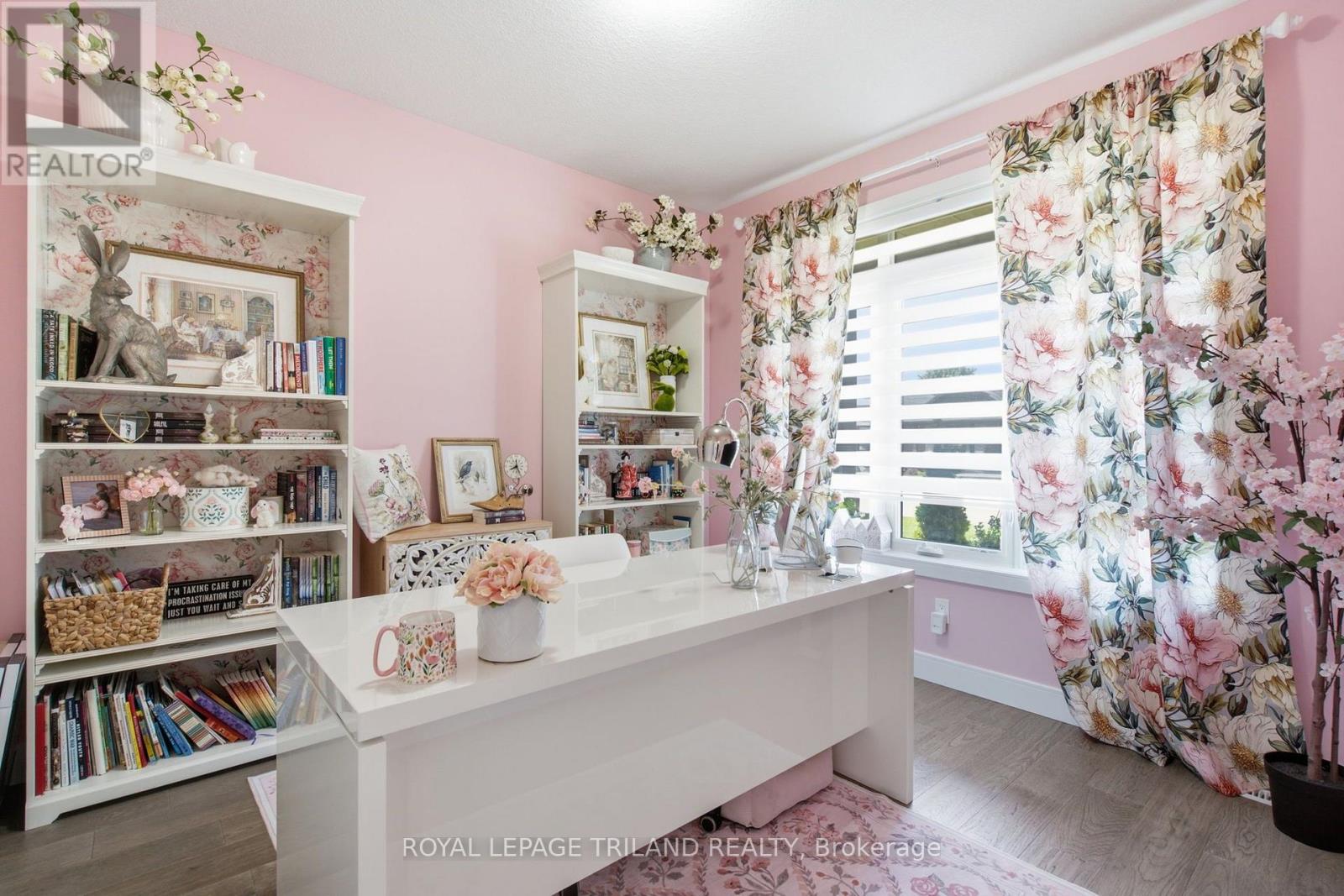 149 COLLINS WAY - 29