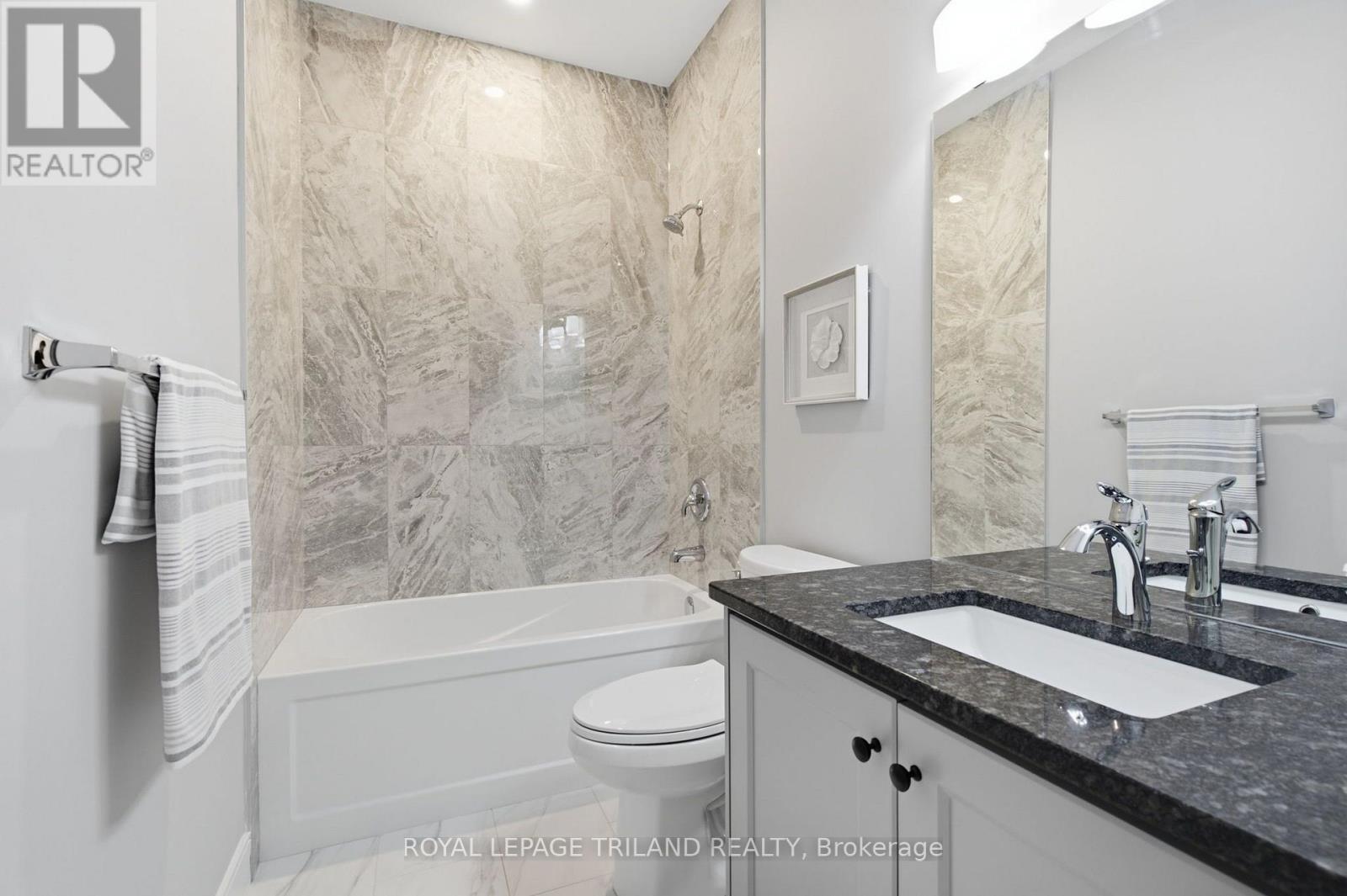 149 COLLINS WAY - 31