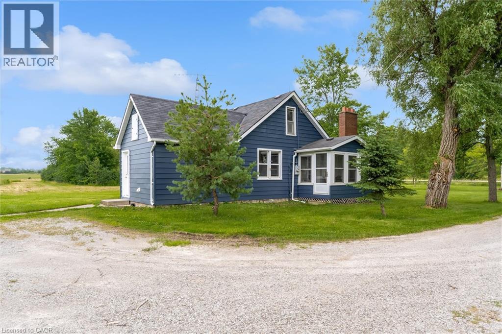 87 MUD Street E - 3