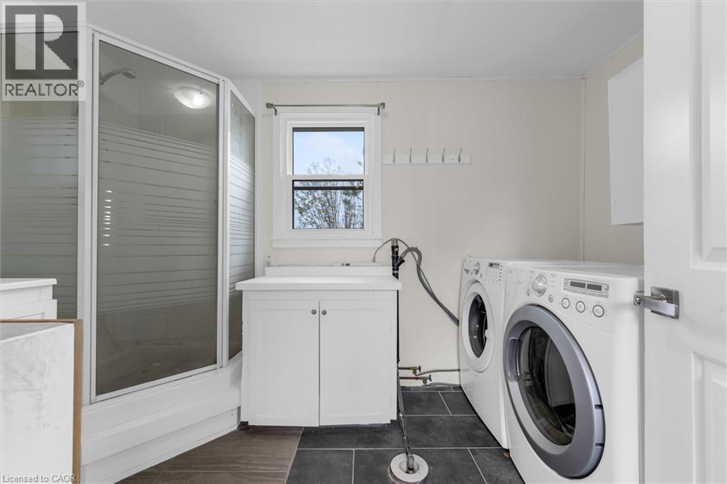 87 MUD Street E - Image 6