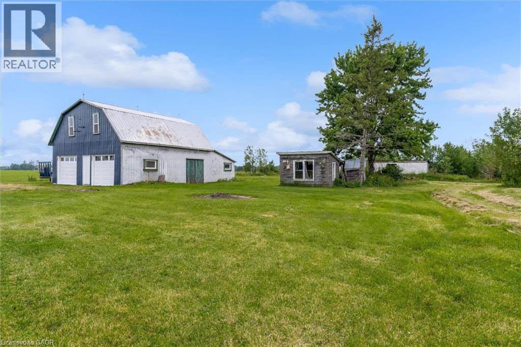 87 MUD Street E - 28