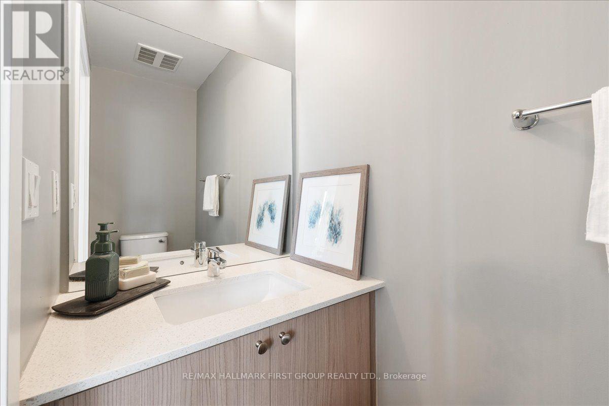 #TH4 1245 BAYLY STREET - Image 20