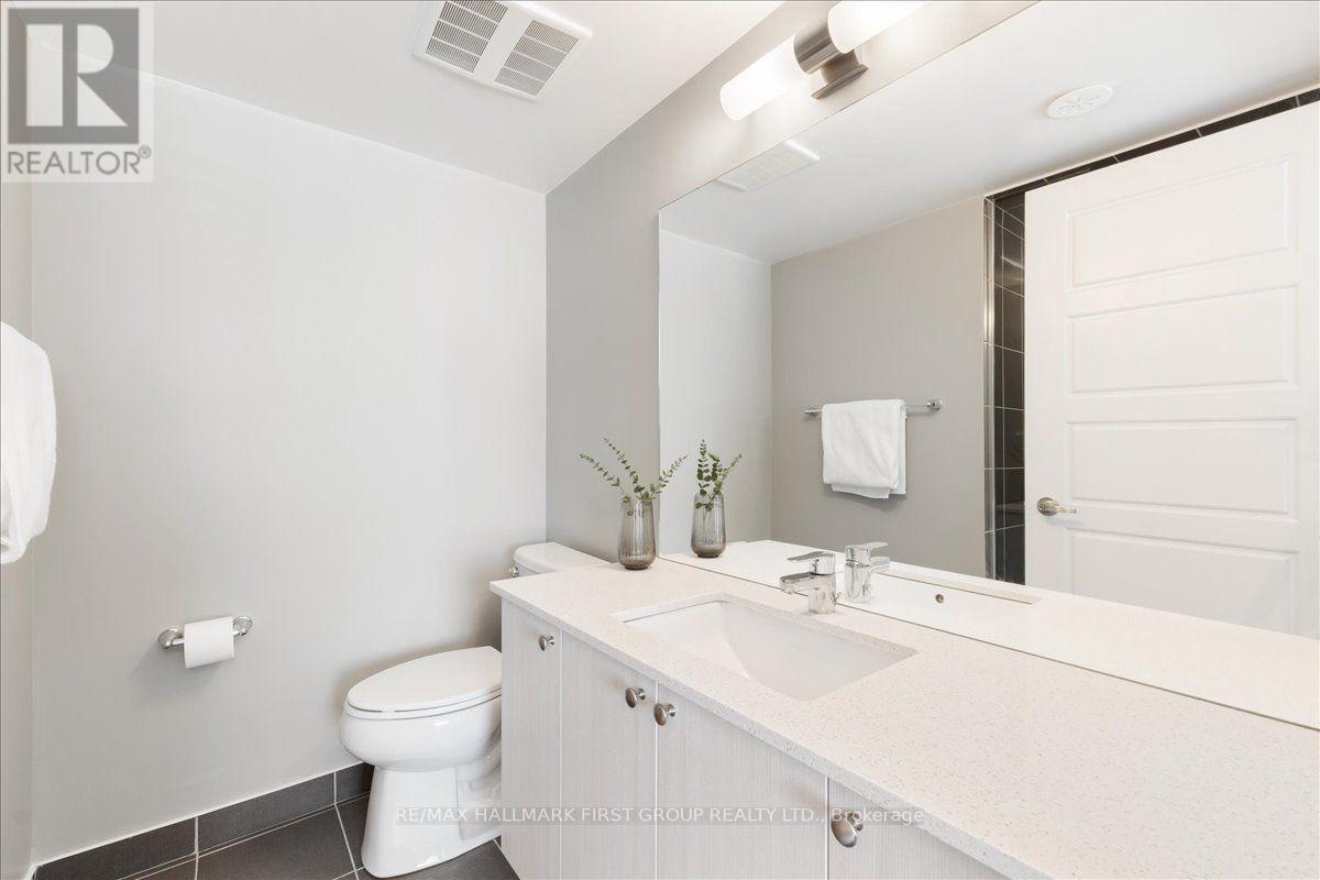 #TH4 1245 BAYLY STREET - Image 35