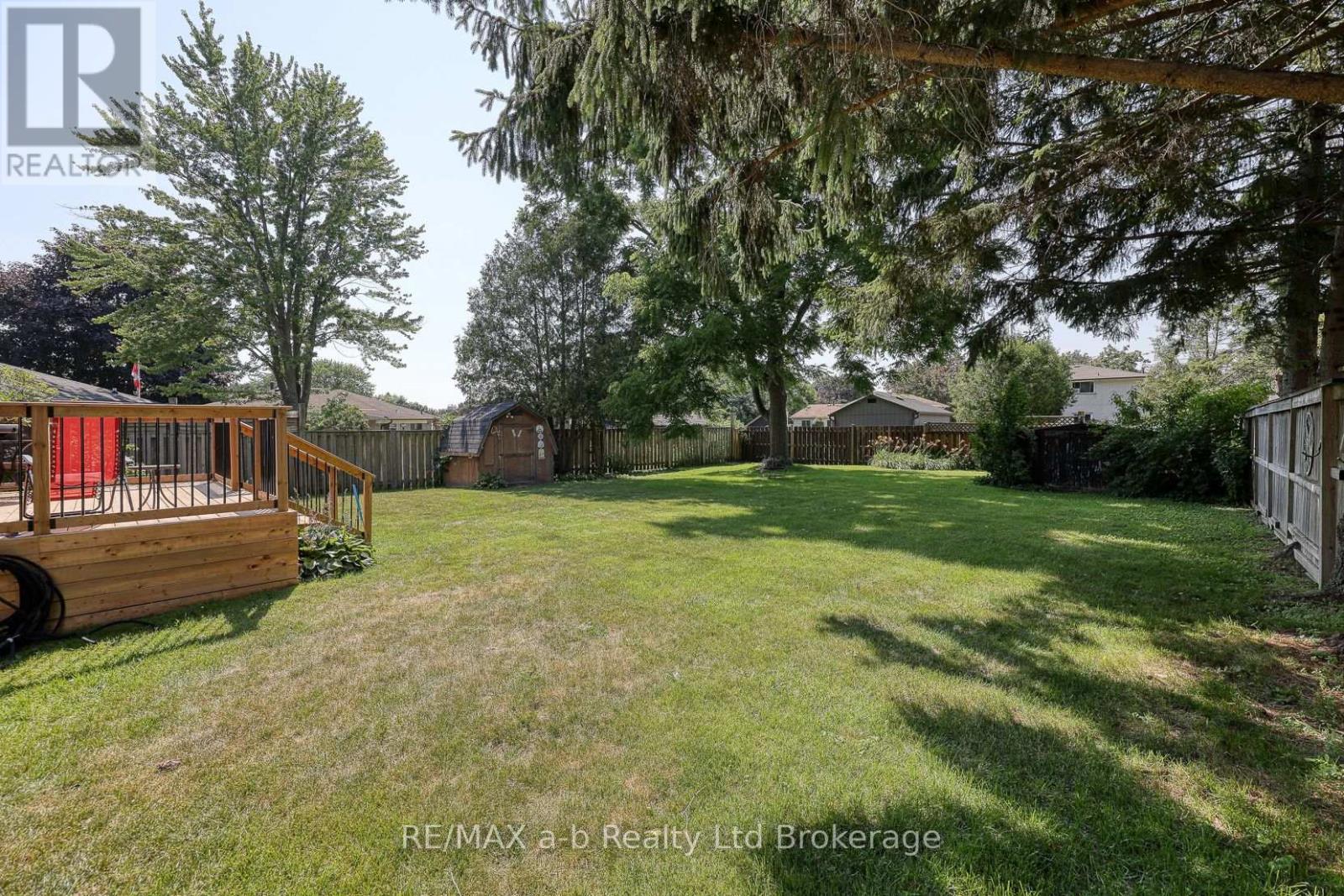 18 CHISHOLM DRIVE - 5
